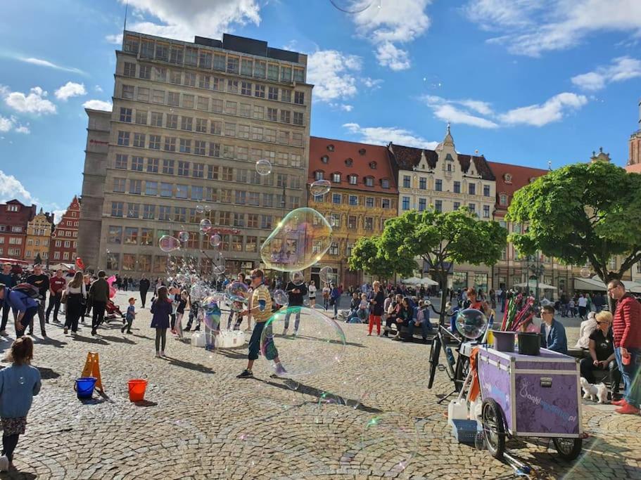 Appartement Rynek Pod Fredra à Wrocław Extérieur photo