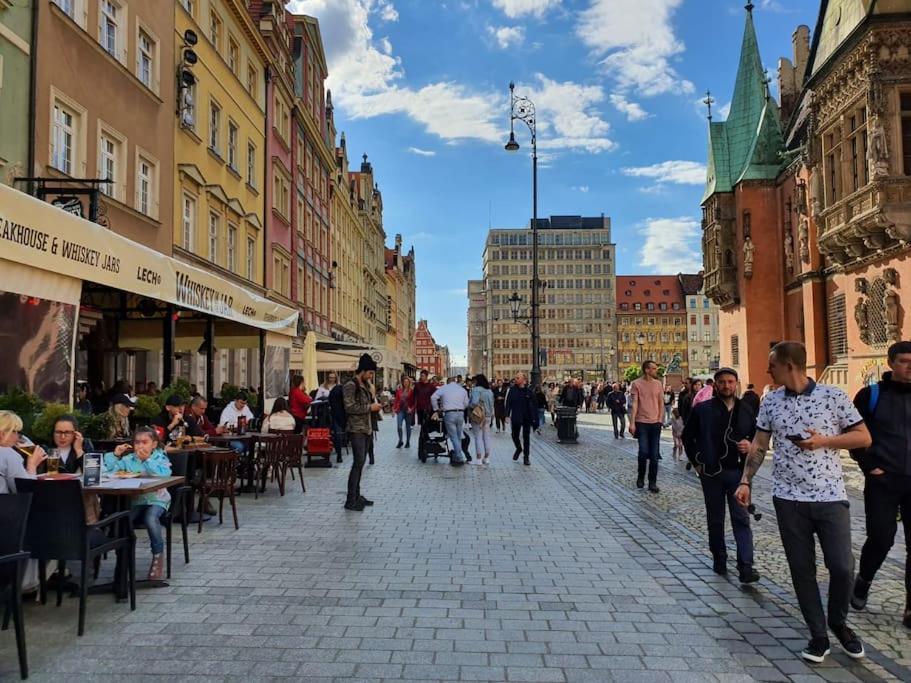 Appartement Rynek Pod Fredra à Wrocław Extérieur photo